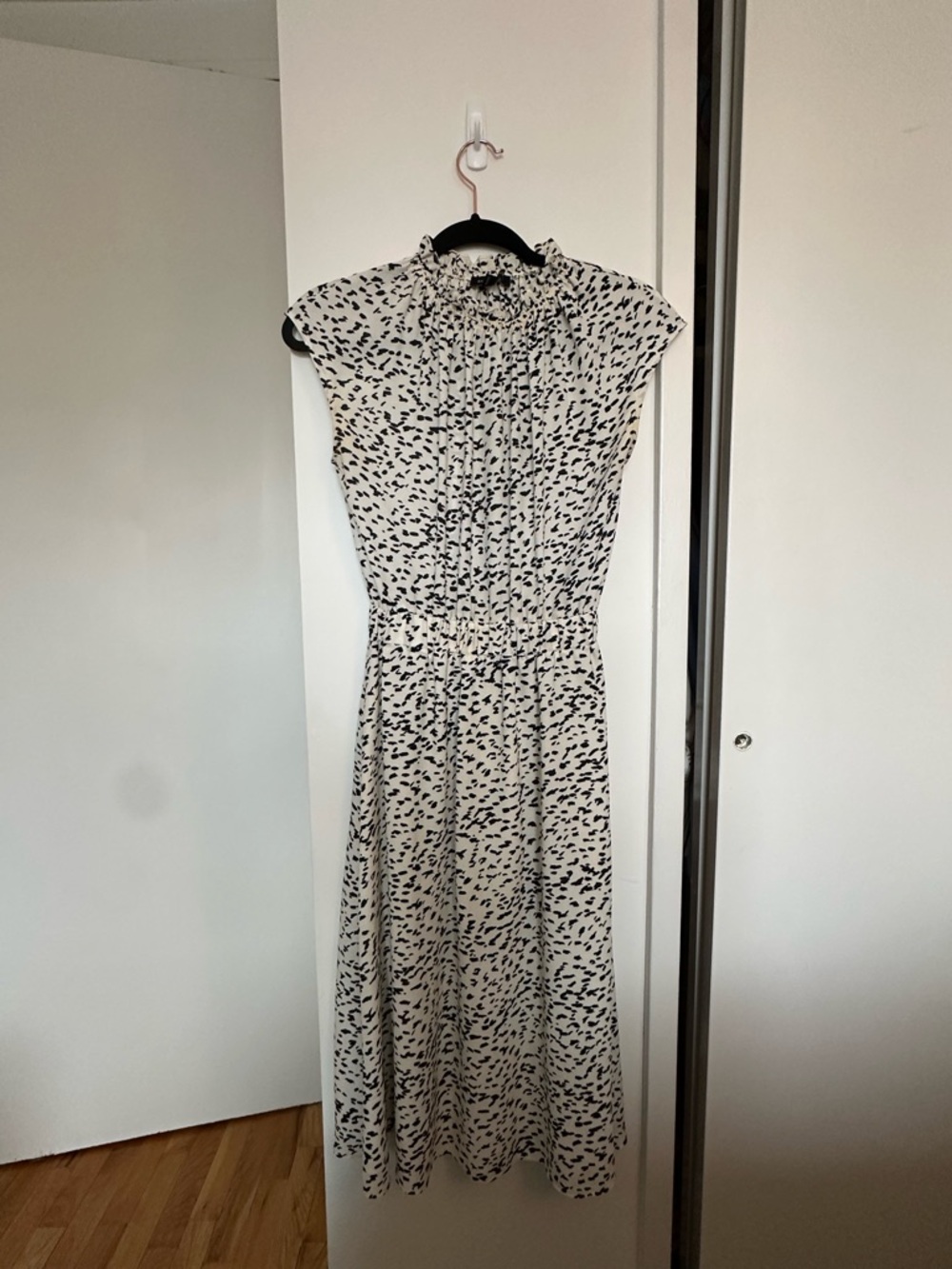 Banana Republic Cream Maxi Dress with Black Abstract Print